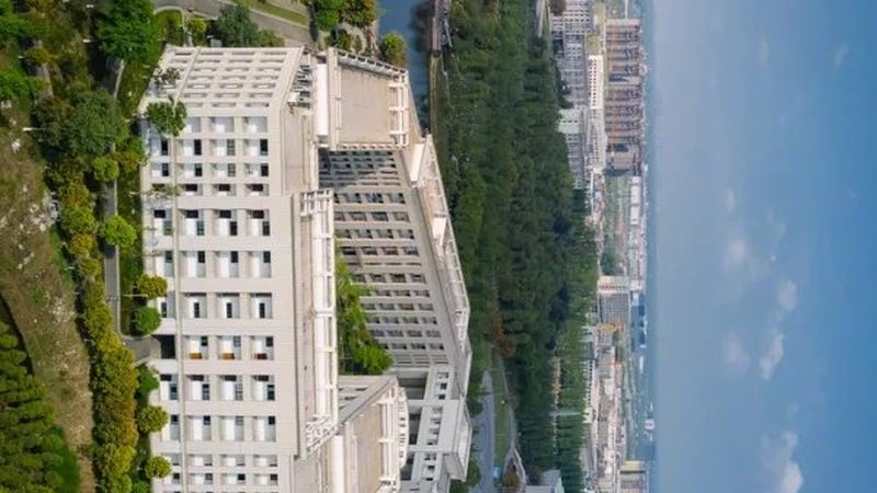 关于工程费是否包含在内，这取决于厂家提供的报价方式和客户的需求。以下几种情况：