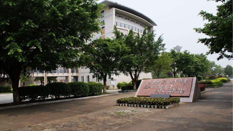 电子模块代工：揭秘优质代工企业的核心要素**